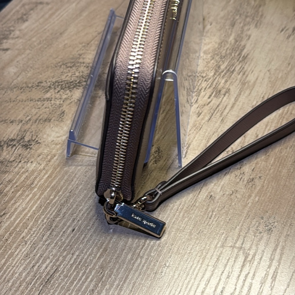 Kate Spade Large Flat Continental Wallet Staci - Dusk Cityscape NWT - Picture 8 of 13